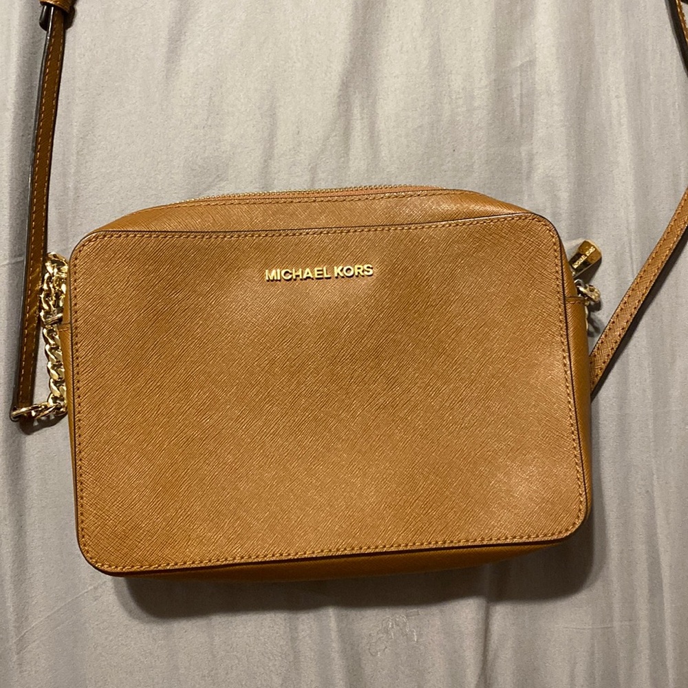 Michael kors purse